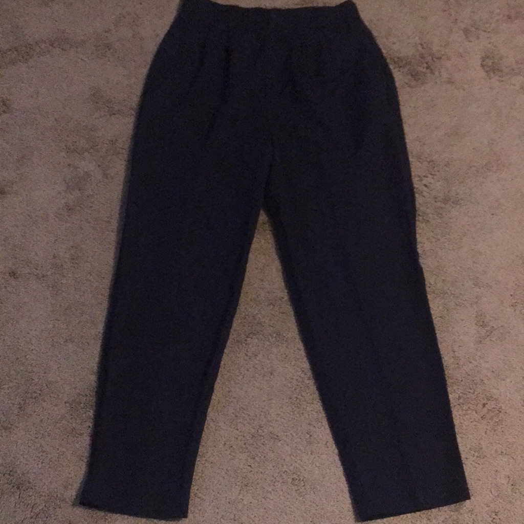 PreOwned Trousers Jennifer Collins Brand